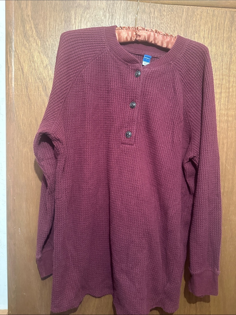 Women’s Maternity Waffle-Knit Henley - Burgundy